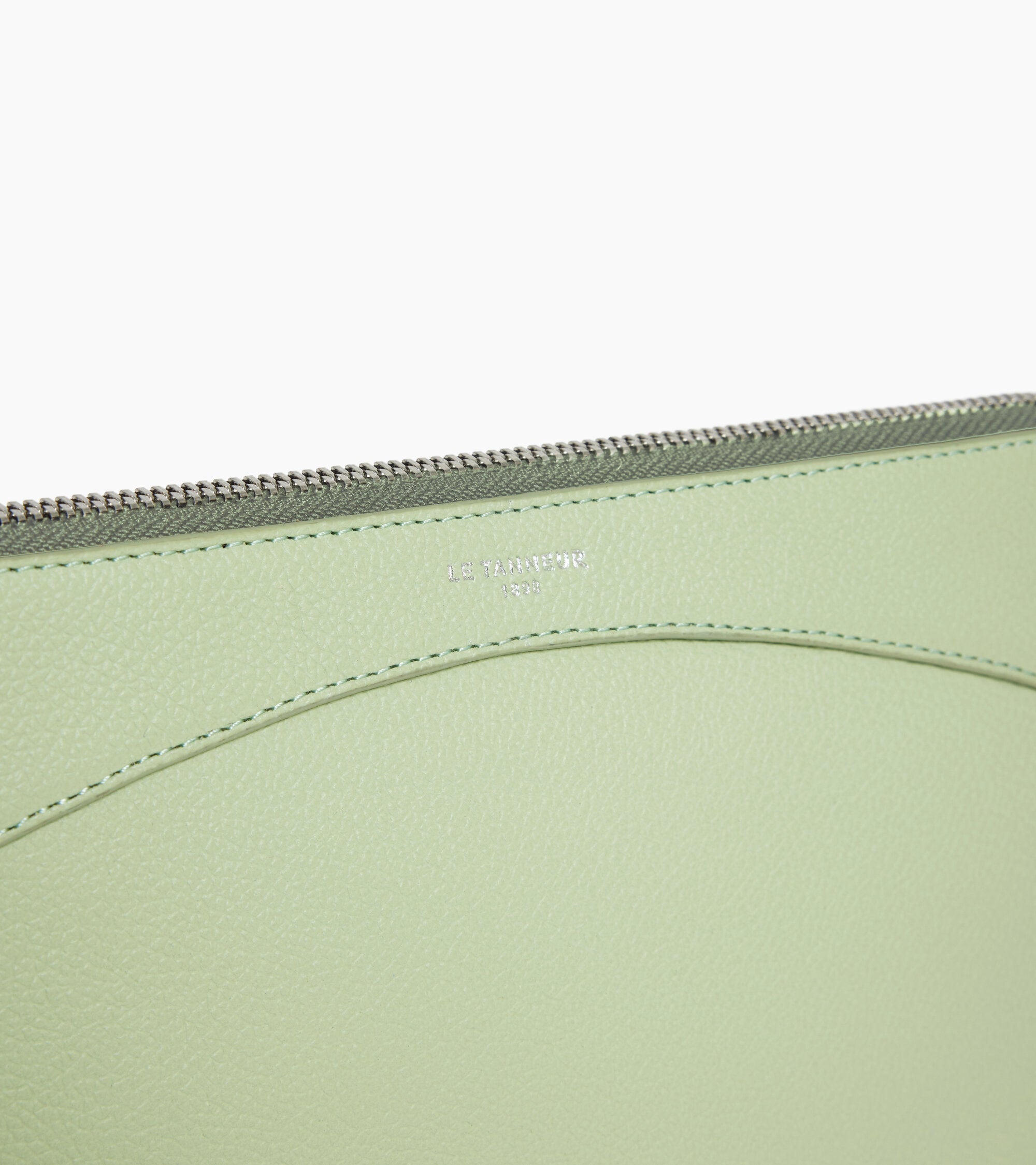 Pochette zippée en cuir grainé