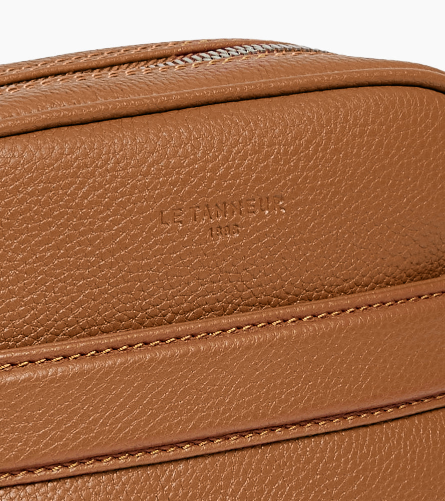 bolsa pequeña de piel texturizada