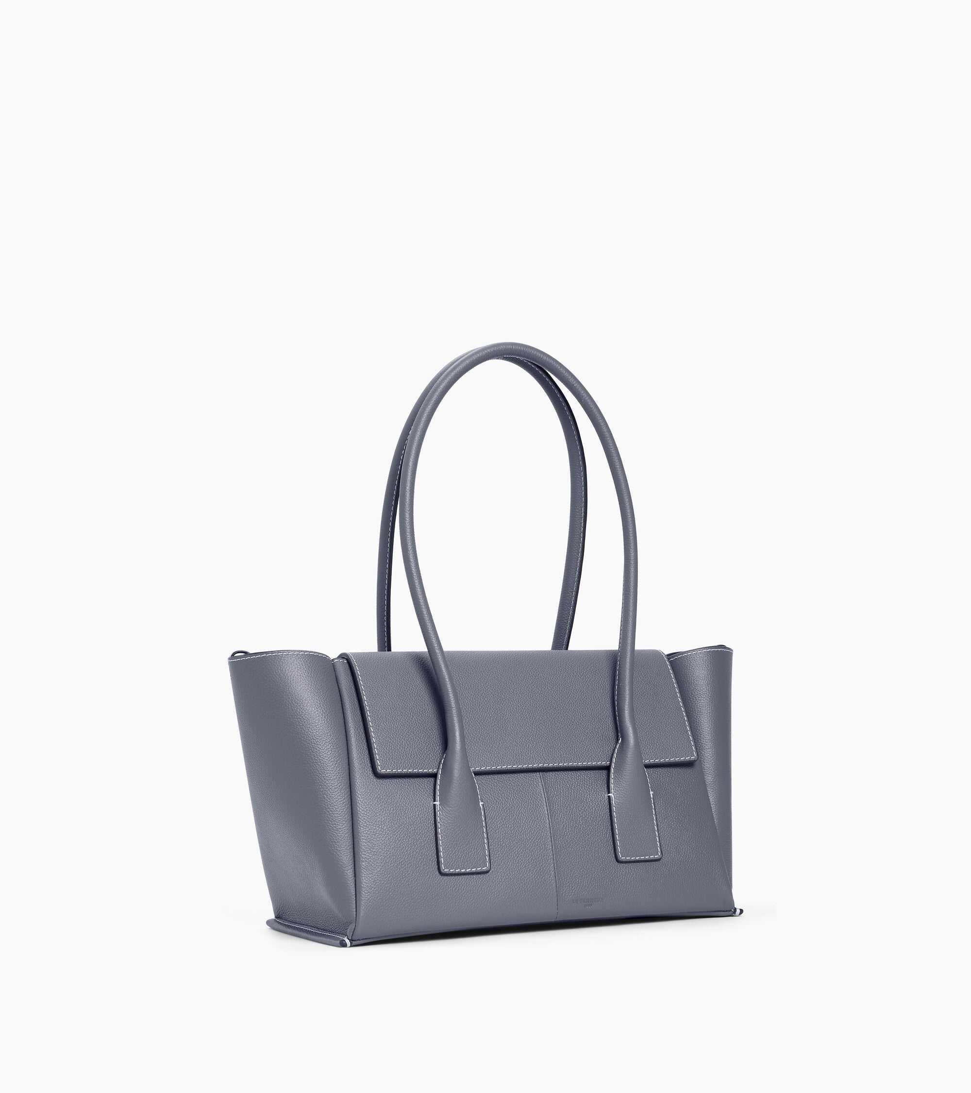 Elena medium tote bag with flap, in grained leather