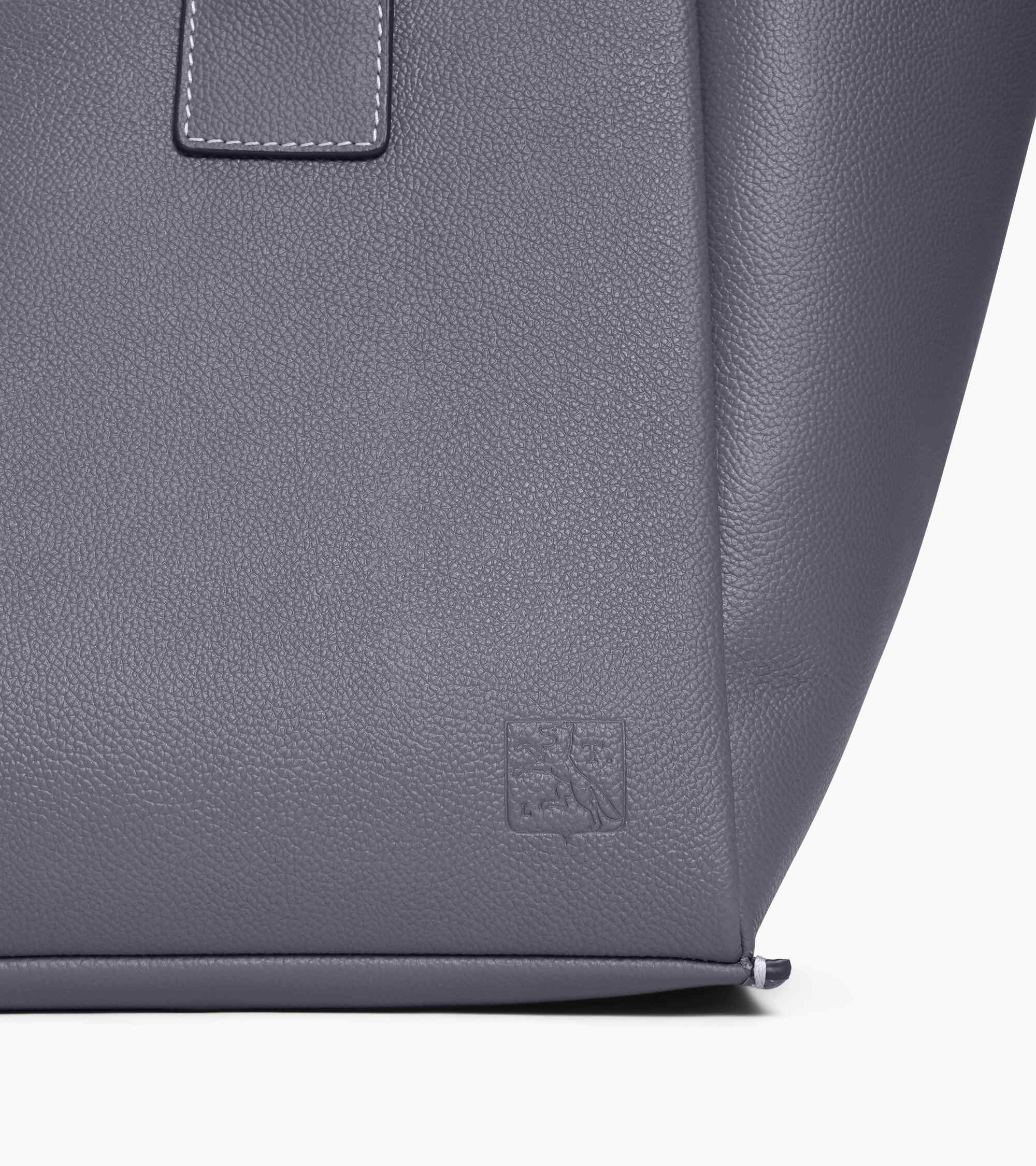 Elena large tote bag in grained leather
