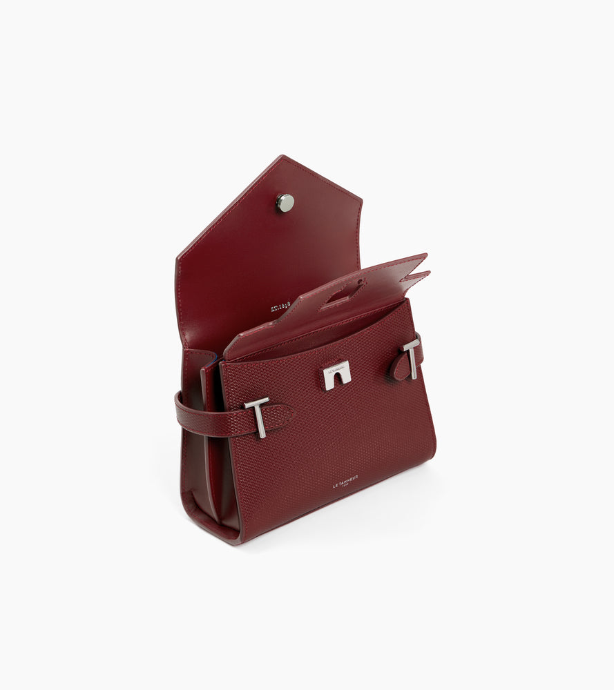 Kleine Handtasche mit Doppelklappe aus T-Signaturleder