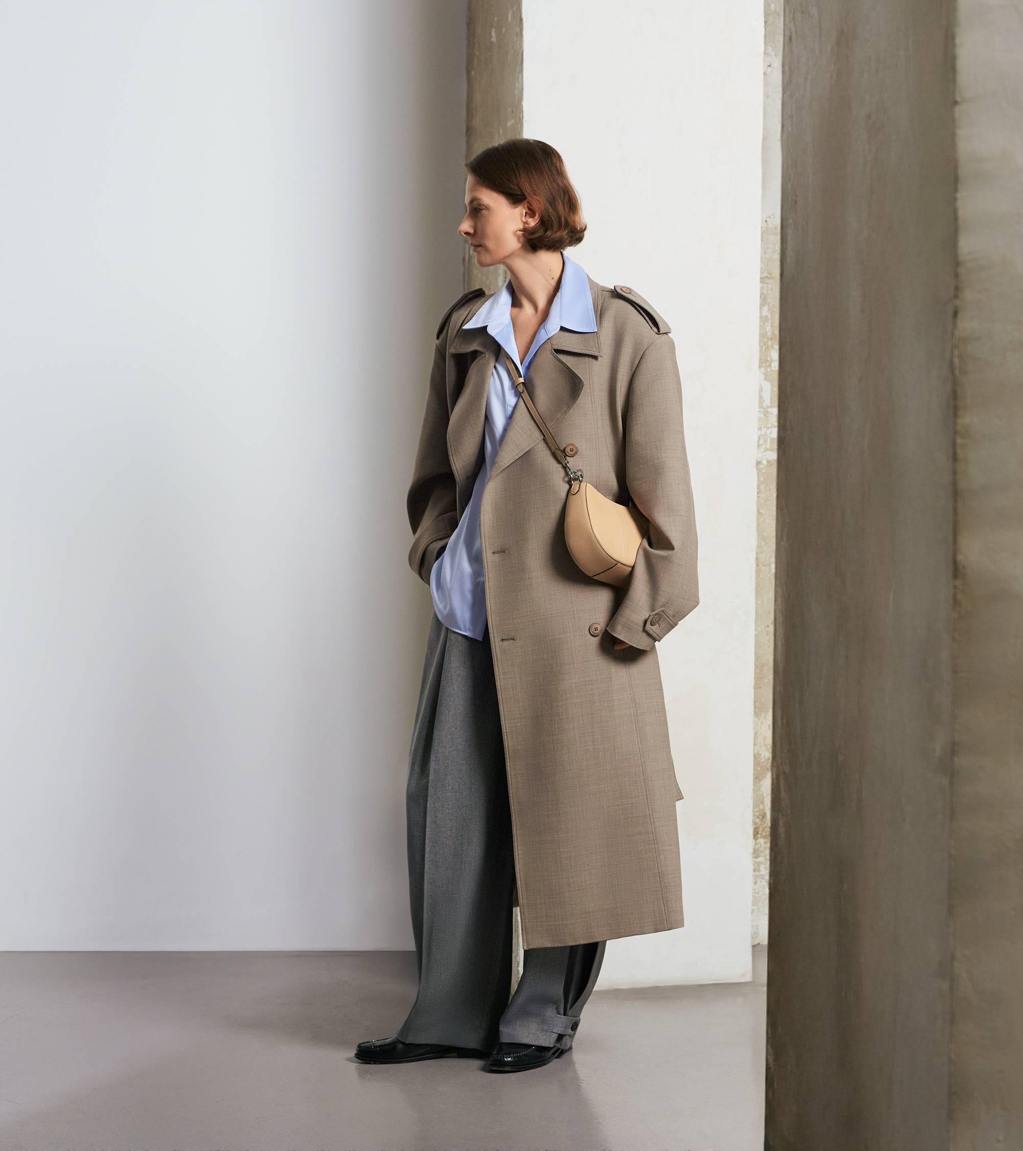 Petit sac demi-lune Juliette en cuir grainé