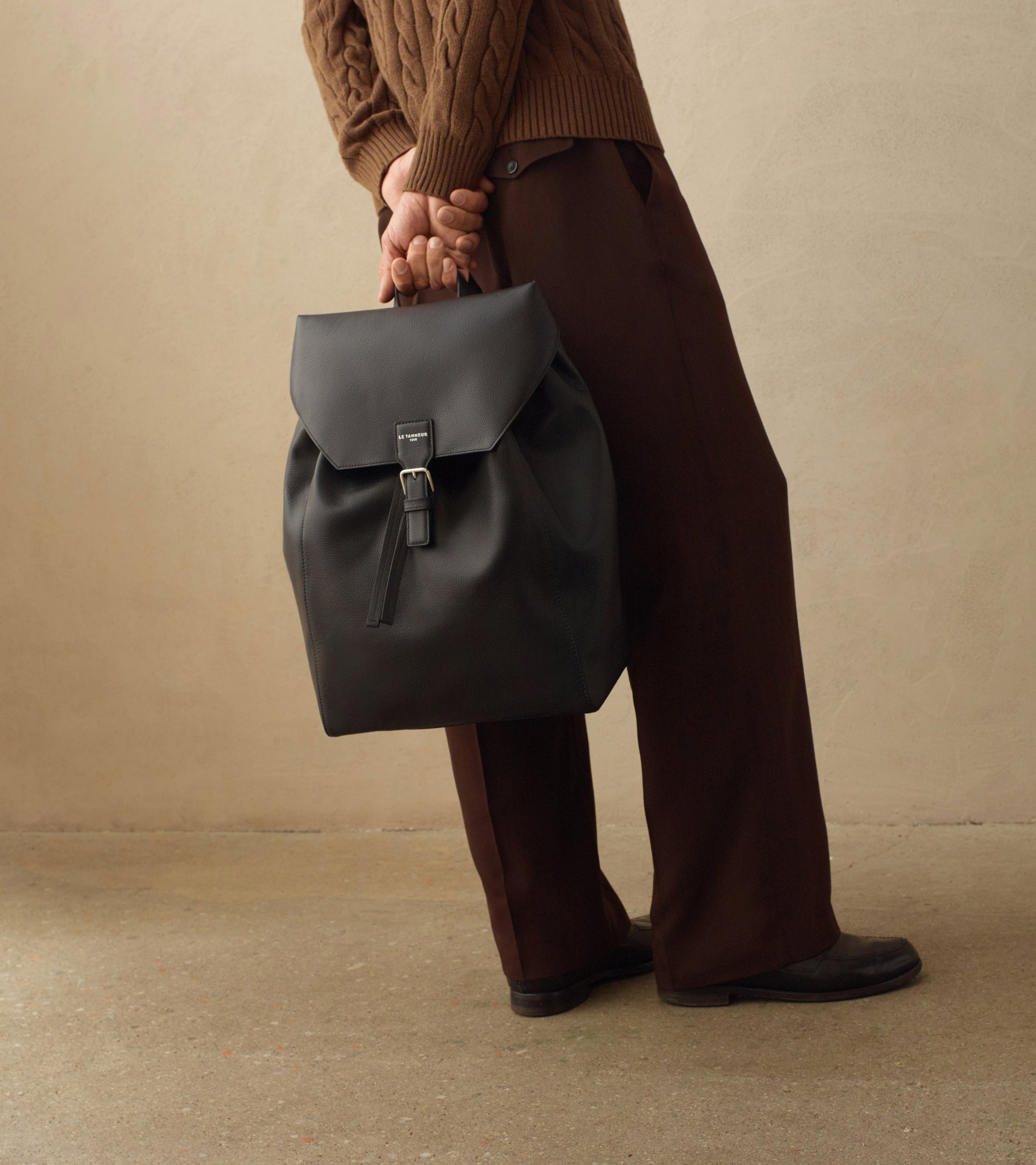 Sac à dos à rabat Emile en cuir grainé