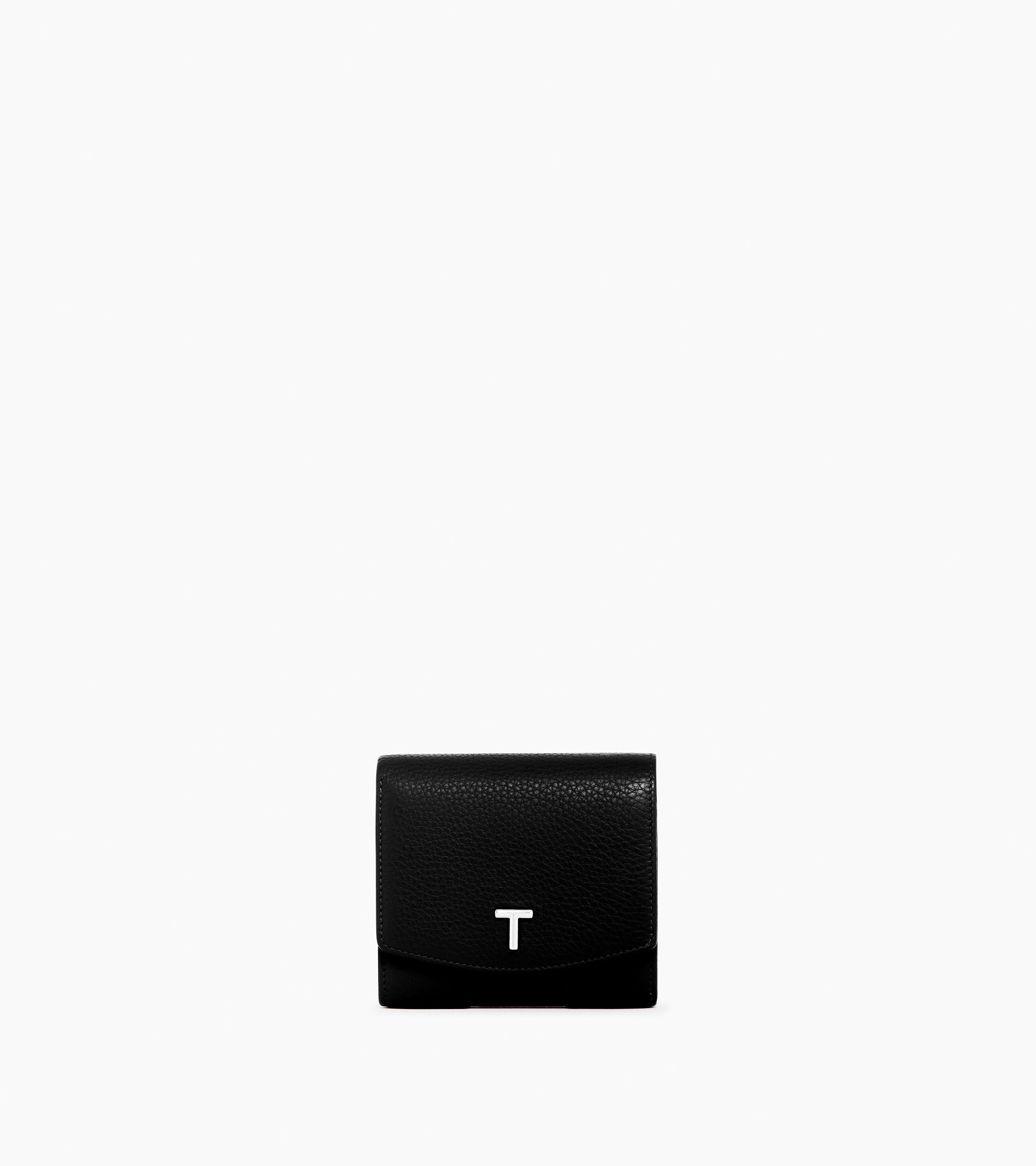 Romy coin case with flap closure in pebbled leather