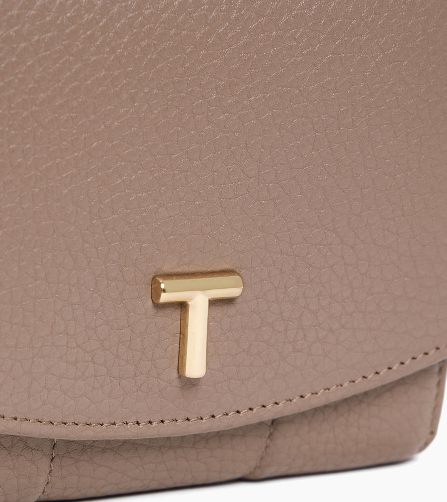 Porte monnaie à rabat Romy en cuir grainé